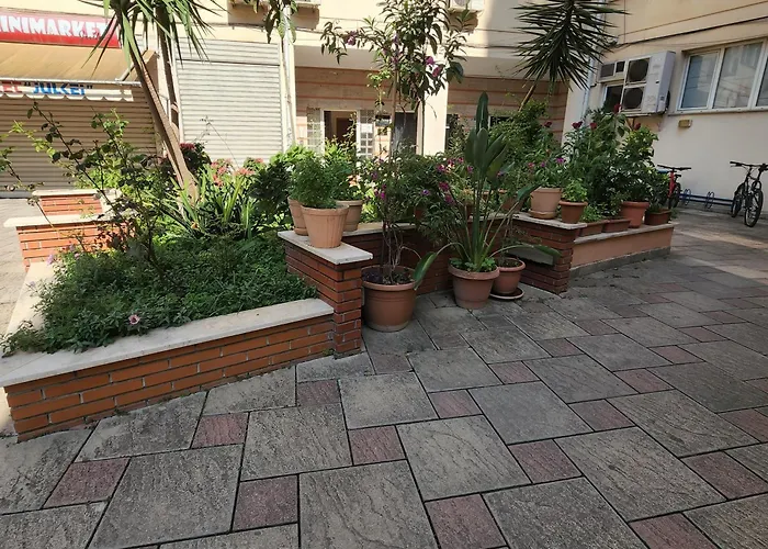 Kalpazo Skanderbeg Square * Tirana