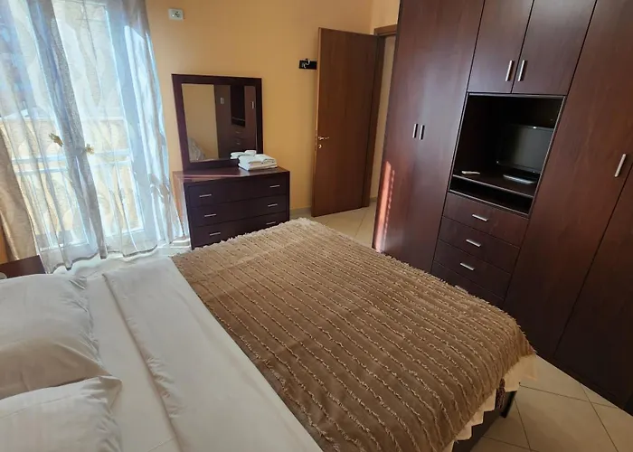 Kalpazo Skanderbeg Square Apartment
